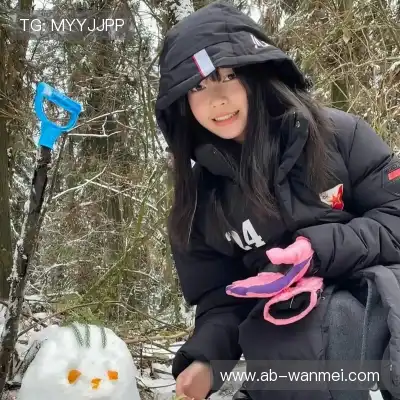 岑宝菱